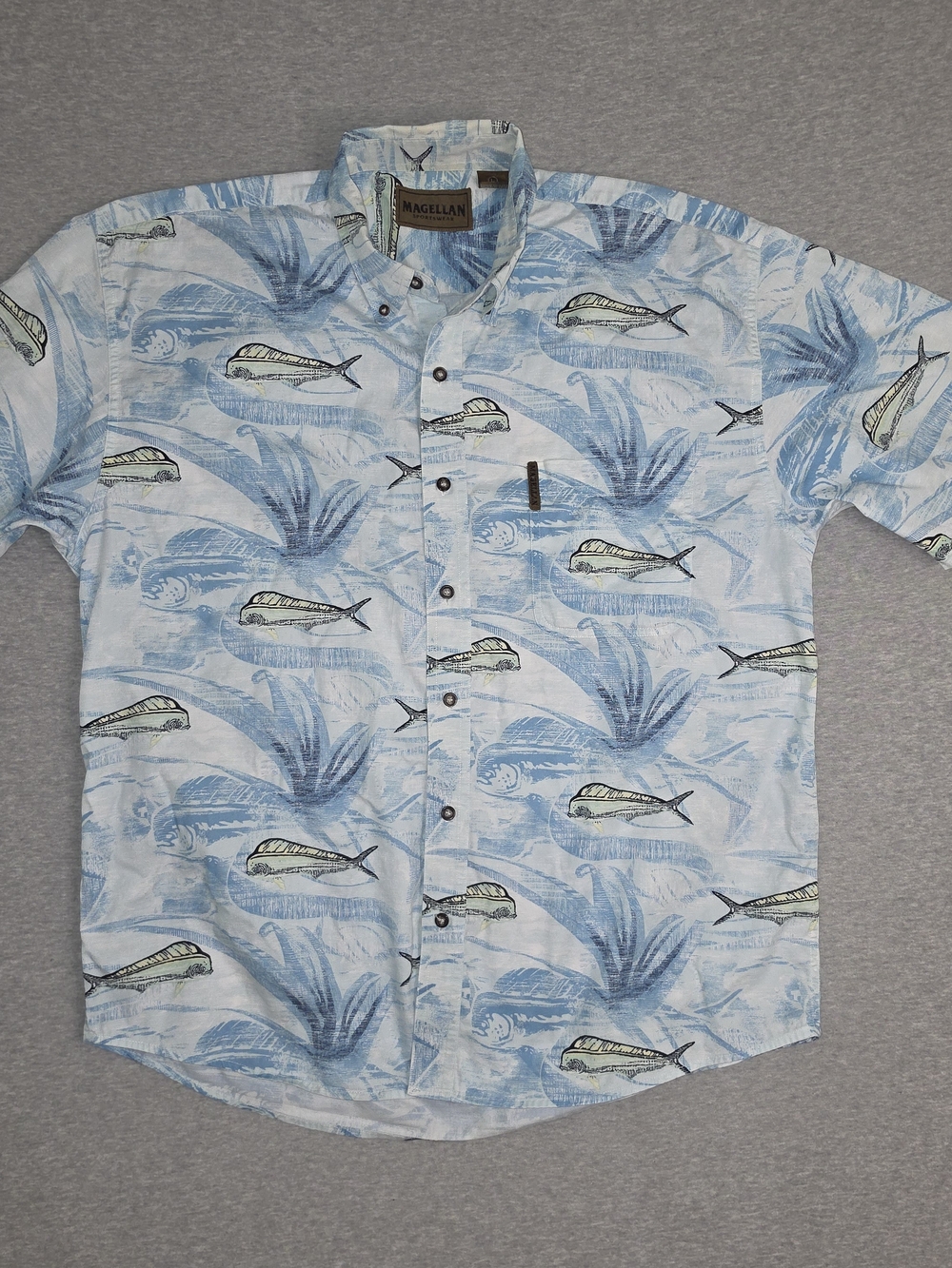 Magellan Outdoors Light Blue Short-Sleeve Fish Print Button-Down Shirt Size Lrg